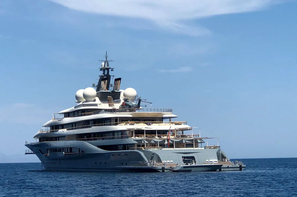 jeff bezos yacht price